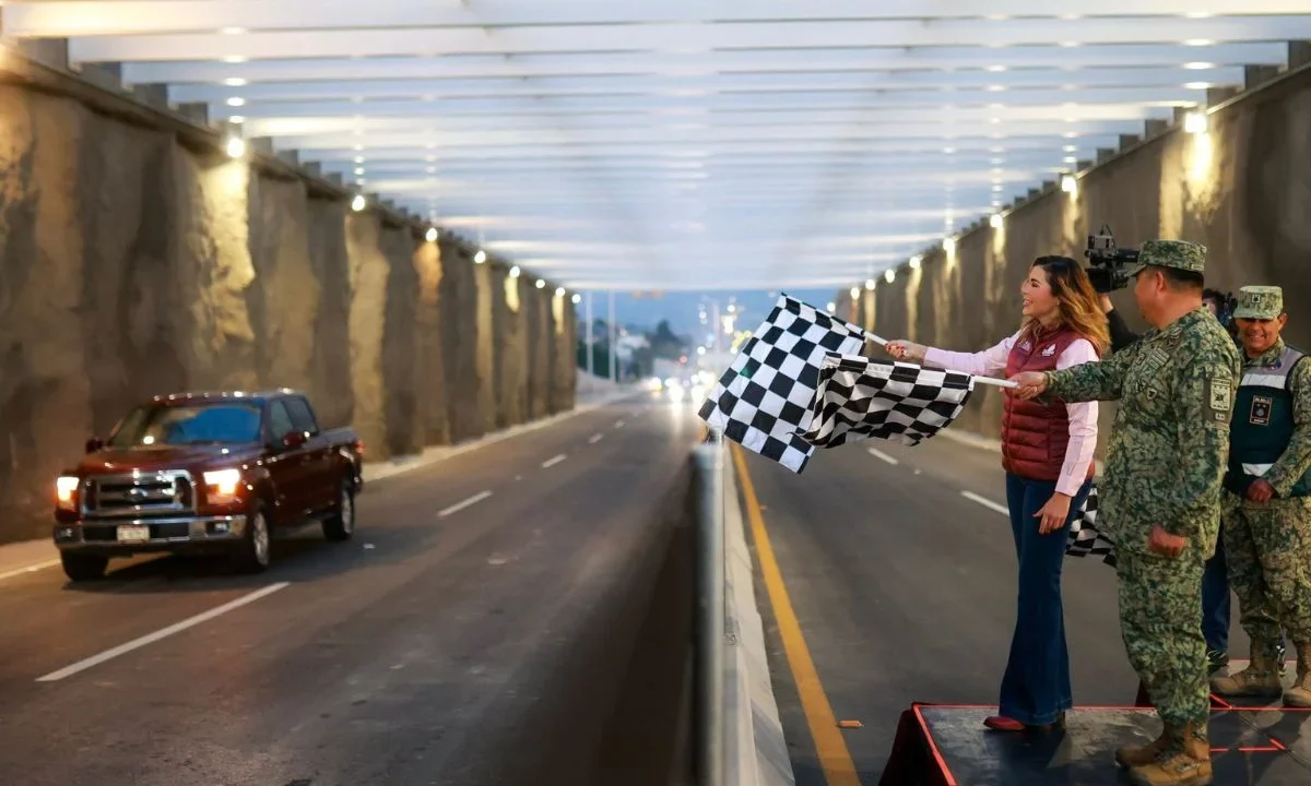 Atestigua Sheinbaum inauguración de viaducto elevado en Tijuana, BC