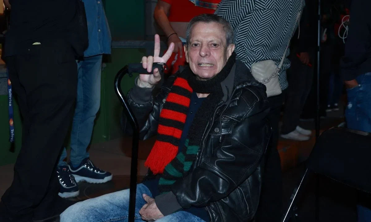El actor mexicano César Bono sufrió un accidente con la comida en un restaurante en Guatemala, ‘¡se está ahogando!’, dijeron.