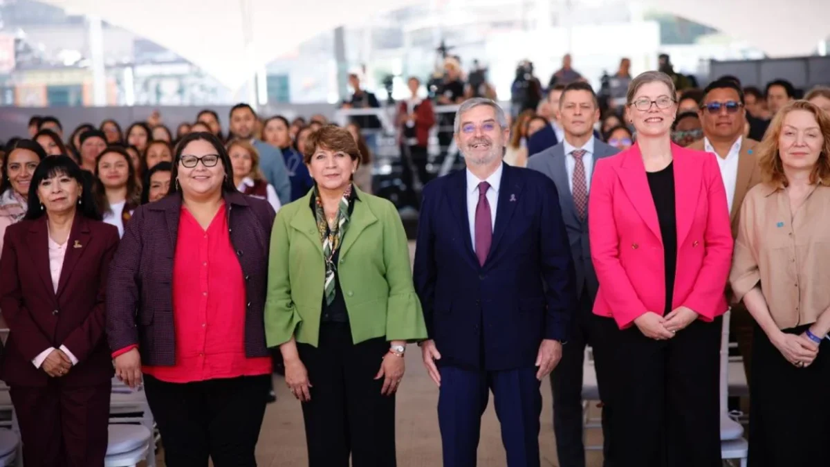 El Canciller Juan Ramón de la Fuente resaltó el papel de las mujeres como constructoras de la paz a nivel internacional.