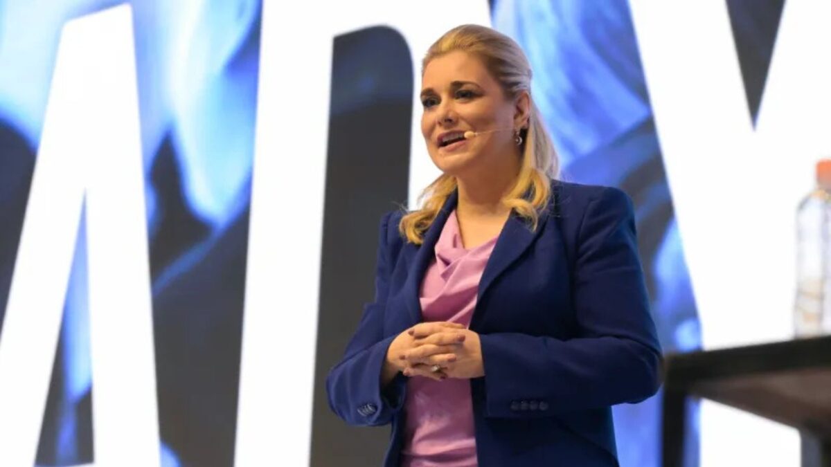 La gobernadora de Chihuahua, Maru Campos, presentó su cuarto Informe de Gobierno, 'defenderemos con ley, con carácter y con dignidad', afirmó.