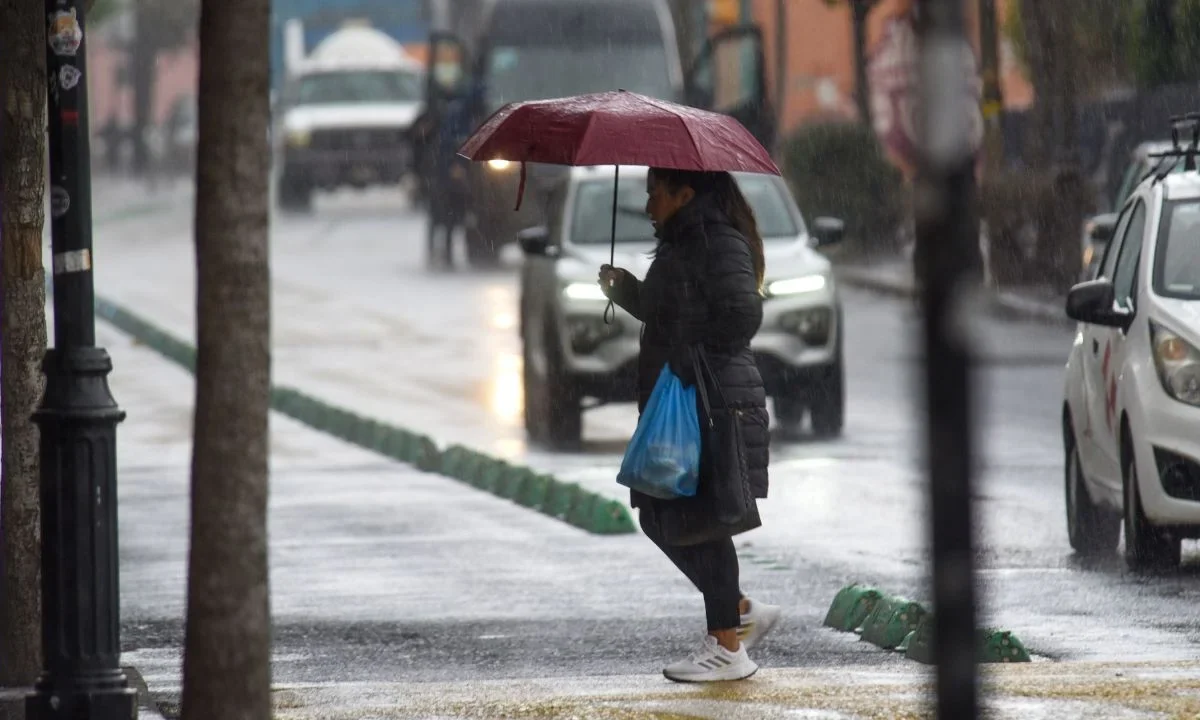 Clima hoy en México: lluvias muy fuertes en Oaxaca y Chiapas, tormentas con posible granizo en gran parte del país y aguanieve en zonas montañosas altas del centro y oriente.