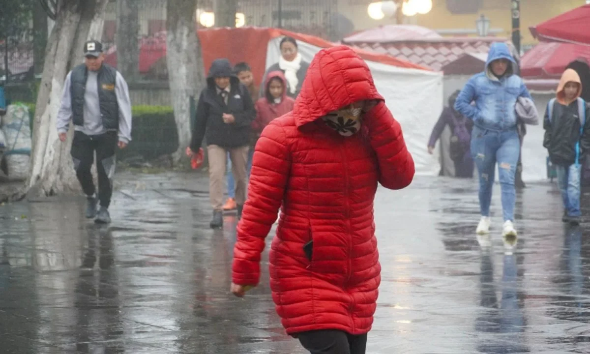 luvias fuertes afectarán este día a Chiapas, Campeche y Quintana Roo, mientras el frente frío 39 provoca vientos intensos y descenso de temperatura en el norte del país.