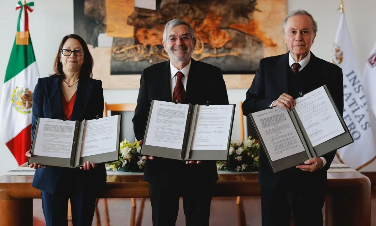 El Colegio de México firmó un convenio de colaboración entre el Instituto Matías Romero (IMR) y el Colmex.