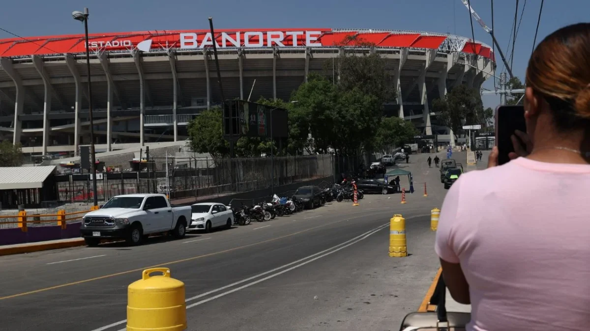 La alcaldía Coyoacán implementará controles de acceso para residentes en colonias cercanas al Estadio Azteca durante el partido inaugural.