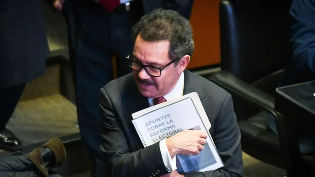 Ignacio Mier delineó la ruta legislativa que tendrá la reforma electoral del Ejecutivo federal en caso de que llegue al Senado.