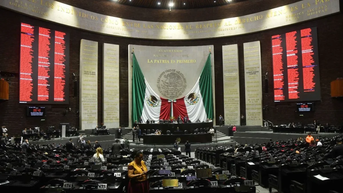 Diputados avalan convocatoria para elegir a los consejeros del INE