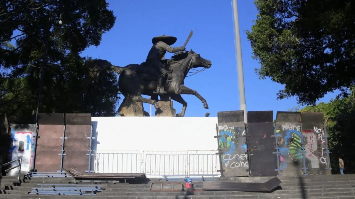 Familiares de Emiliano Zapata respaldan las pintas en monumentos, afirman que su legado está en la lucha por la justicia.