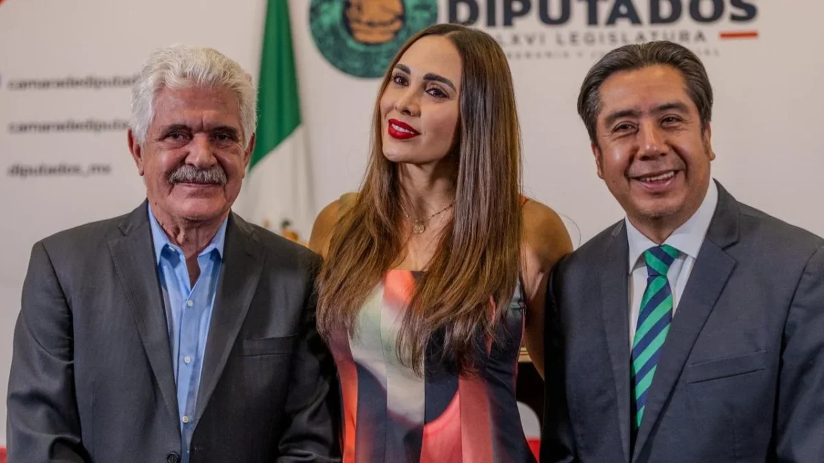 En San Lázaro, 'Tuca' Ferretti apoya la formación de talentos en México