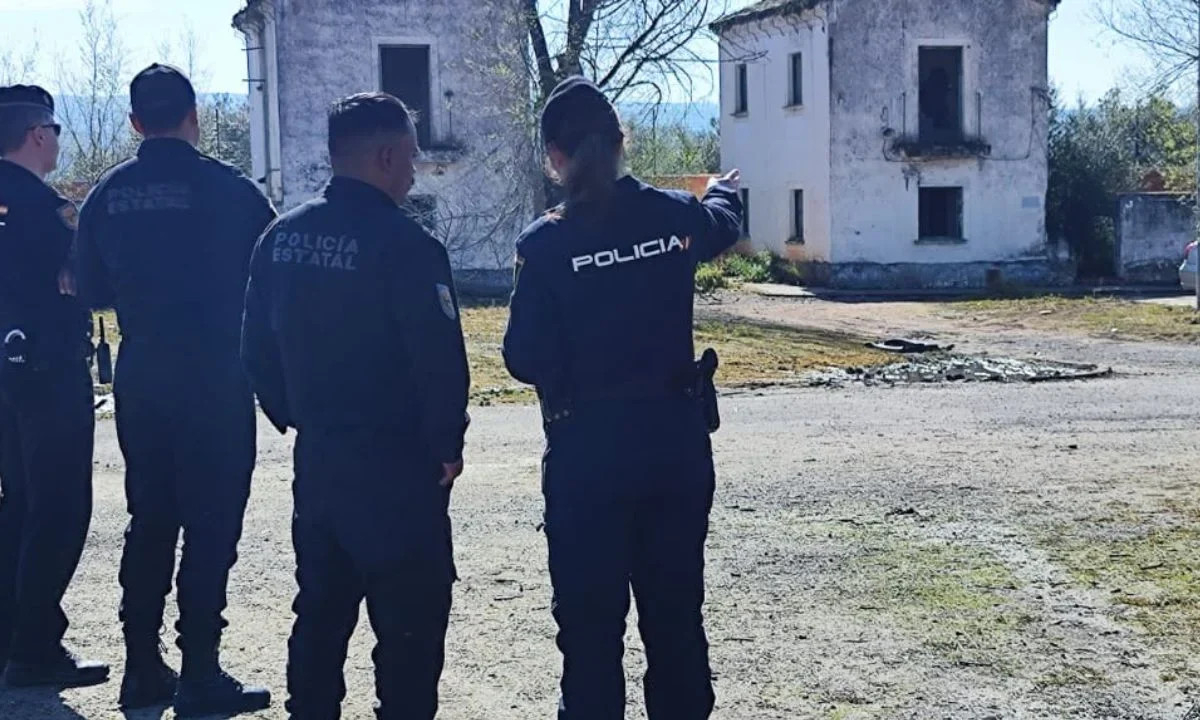 Elementos del Escuadrón TEDAX de la Policía de Jalisco reciben capacitación especializada en desactivación de artefactos explosivos, como parte de los preparativos de seguridad para el Mundial de Futbol 2026.