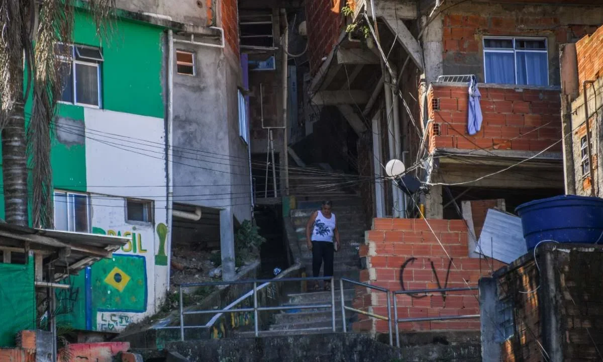 Estados Unidos analiza designar como organizaciones terroristas extranjeras a las dos mayores facciones criminales de Brasil.