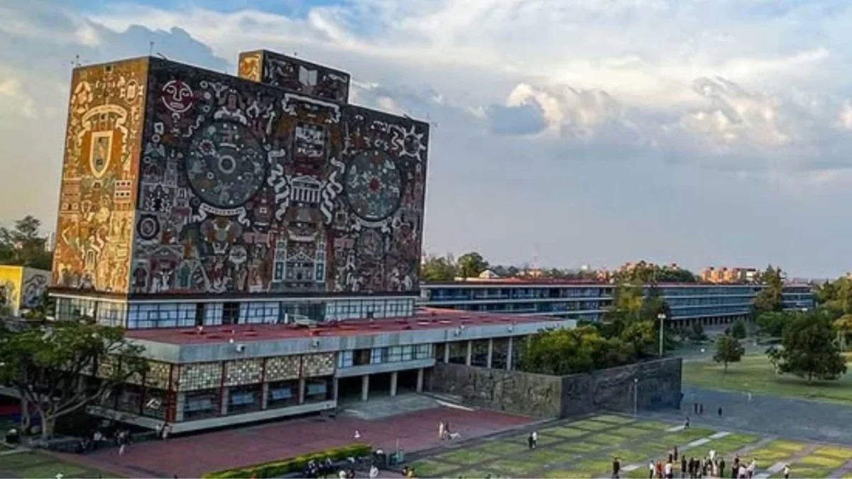 La Suprema Corte de Justicia de la Nación (SCJN), resolvió que la Universidad Nacional Autónoma de México (UNAM) no puede cobrar por cursos para liberar el requisito de titulación.