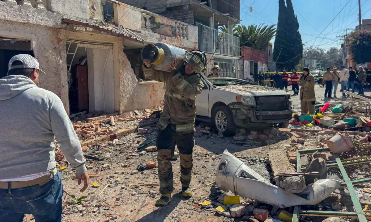 Una fuerte explosión se registró la mañana de este viernes en el municipio de Coacalco, el cual dejó varias personas lesionadas.