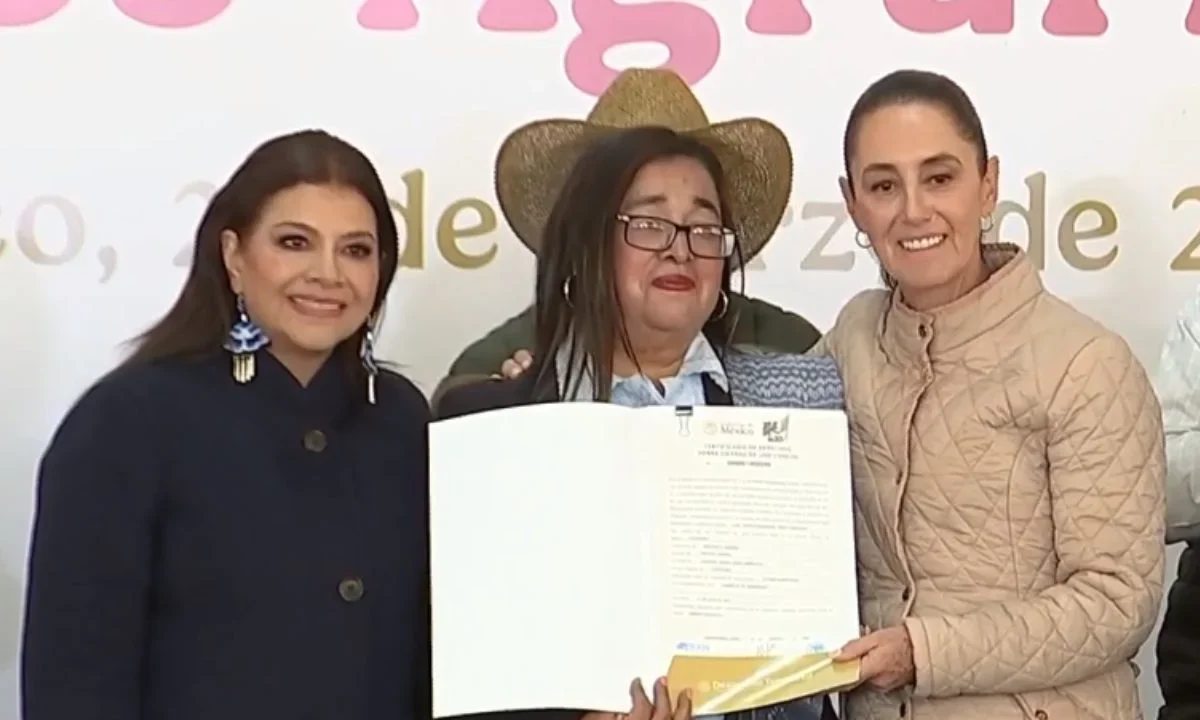 Desde Topilejo, Tlalpan, Claudia Sheinbaum destacó la entrega de miles de títulos agrarios a mujeres y el avance en el acceso al derecho de propiedad.