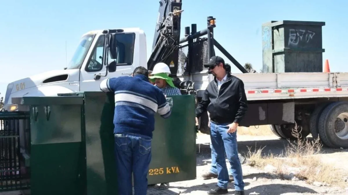 El Gobierno de SLP lleva agua a los hogares en Escalerillas.