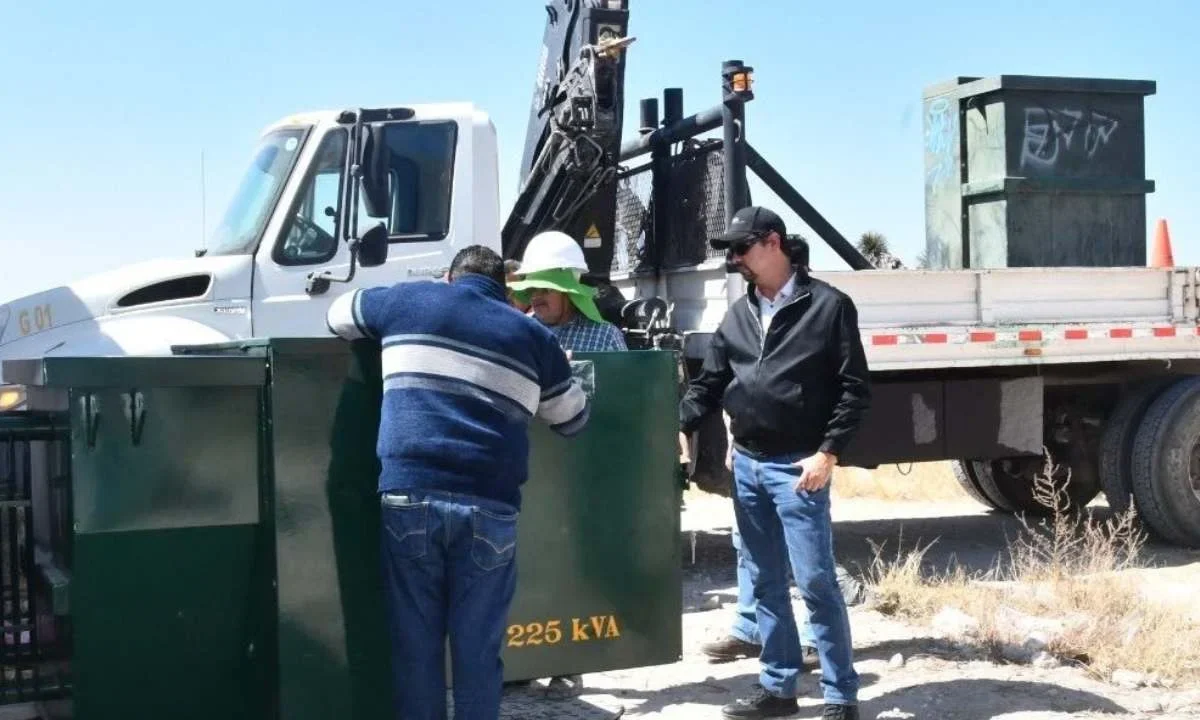 El Gobierno de SLP lleva agua a los hogares en Escalerillas.