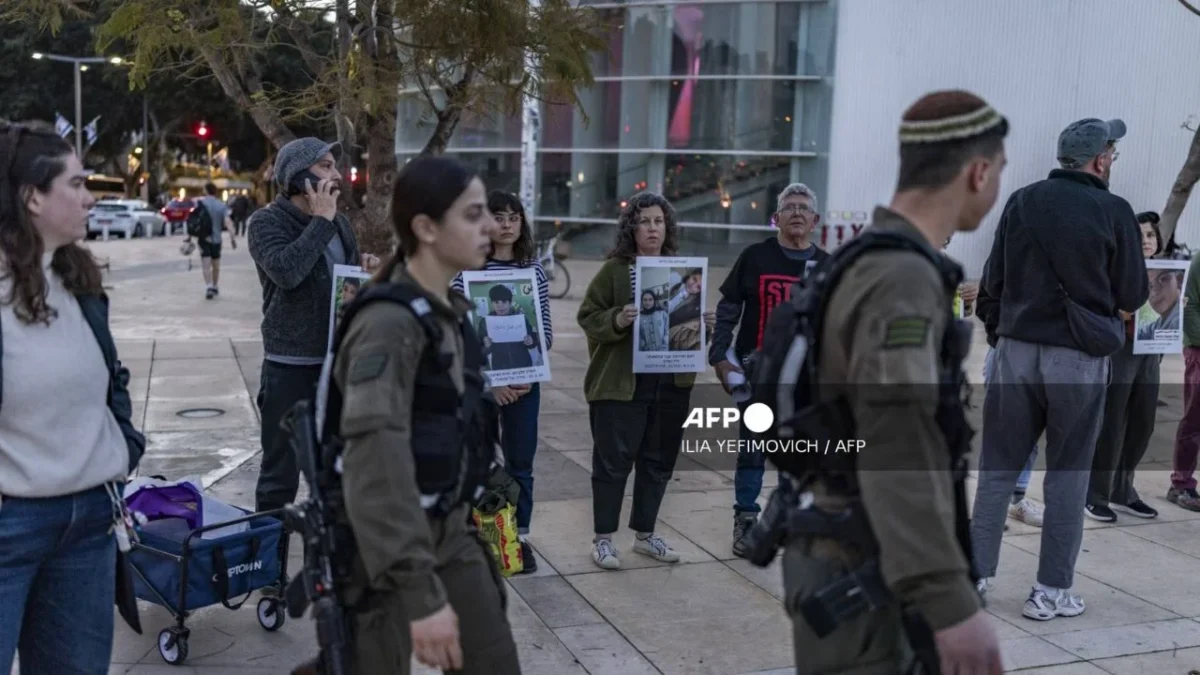 Guardianes de la Revolución aconsejaron a empleados, profesores y estudiantes de las universidades de EU alejarse al menos un kilómetro.