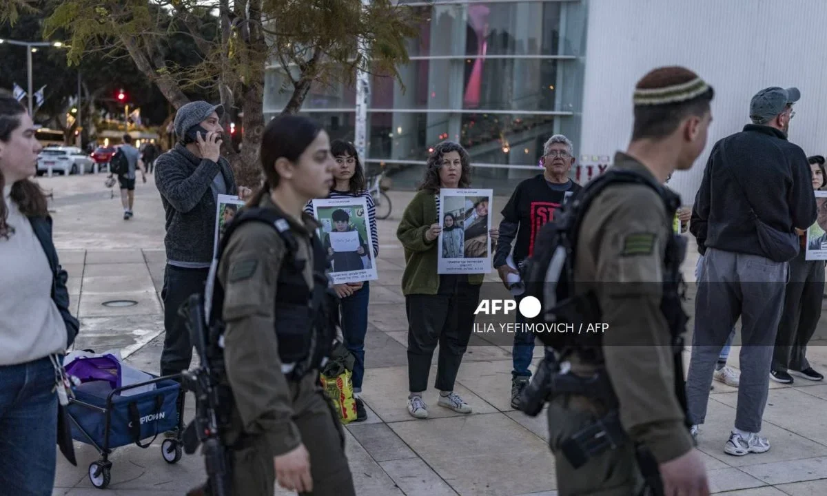 Guardianes de la Revolución aconsejaron a empleados, profesores y estudiantes de las universidades de EU alejarse al menos un kilómetro.