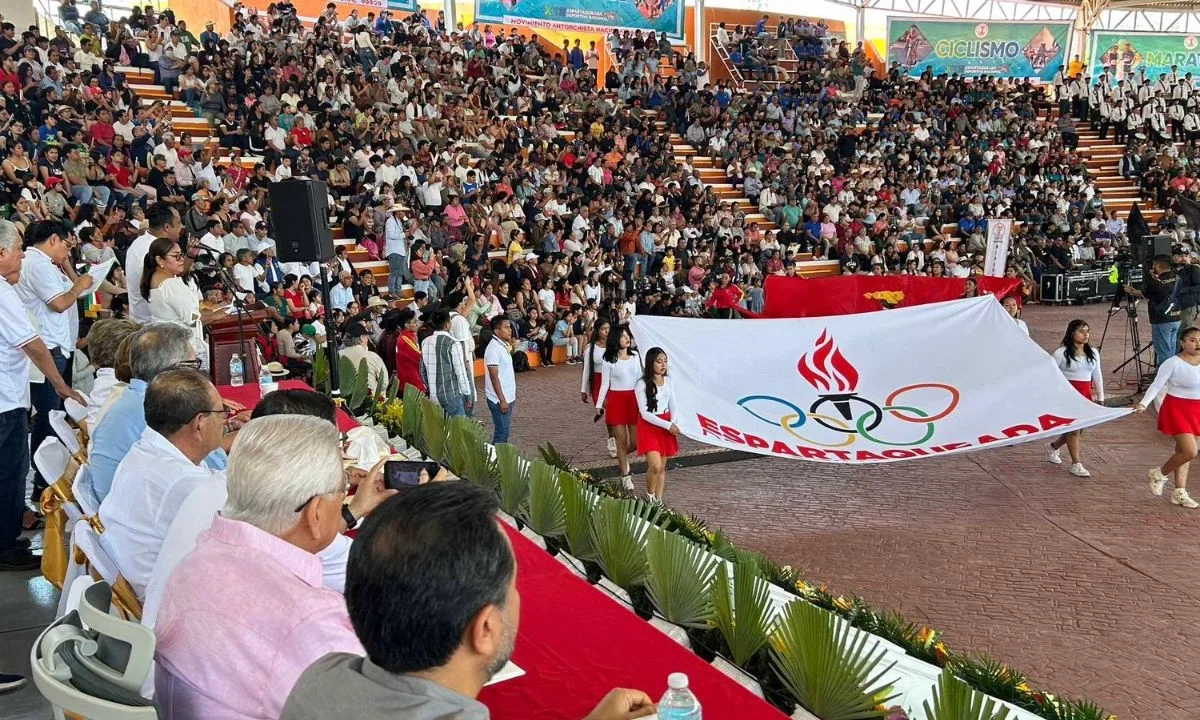 En Tecomatlán, Puebla, comenzó la XXII edición de la Espartaqueada Deportiva en donde más de 30 mil deportistas son parte del evento.