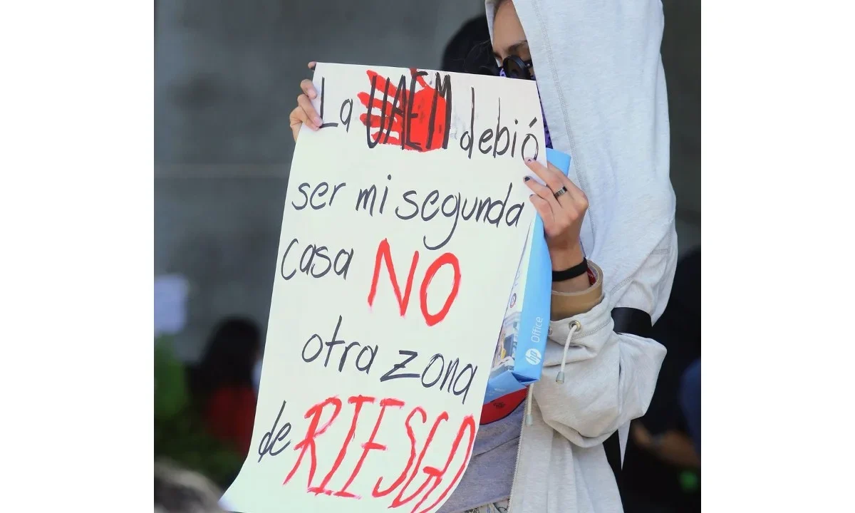 Estudiantes y miembros de la sociedad civil mantienen movilizaciones en Morelos para exigir justicia por la muerte de Kimberly y Karol y denunciar el impacto de la inseguridad en la vida universitaria.