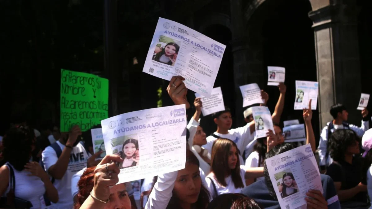 Más de 3 mil integrantes de la UAEM marcharon por las principales calles de la capital de Morelos para exigir justicia por Kimberly Ramos.