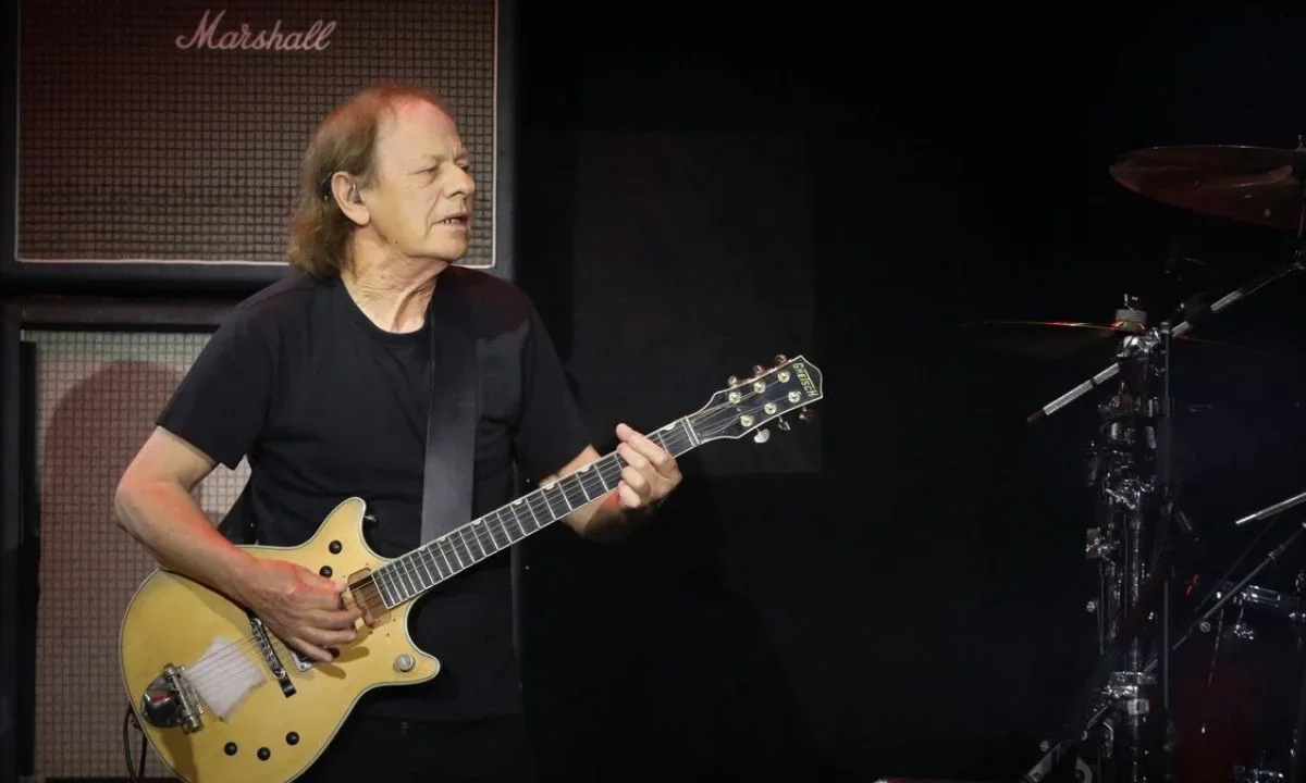 Internan en Argentina a Stevie Young, guitarrista de AC/DC