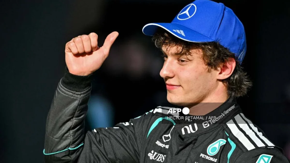 El italiano Kimi Antonelli, de Mercedes, logró la pole position del GP de China.