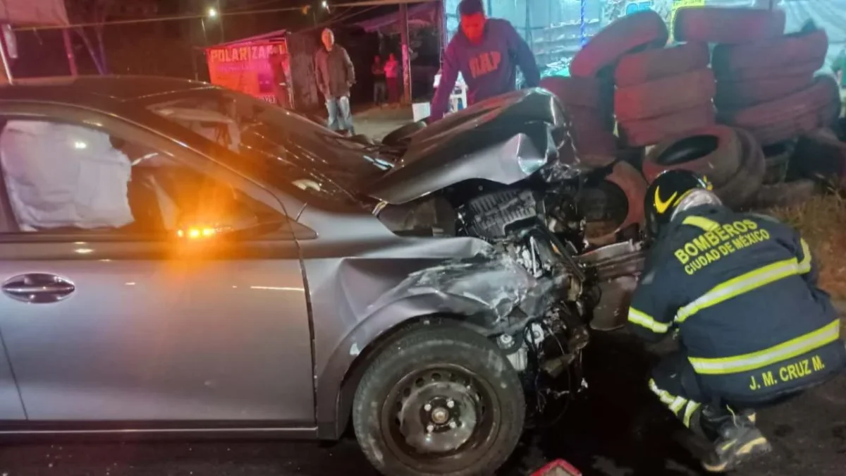 Durante la madrugada de este sábado se registraron varios accidentes en la CDMX, que dejaron fallecidos.