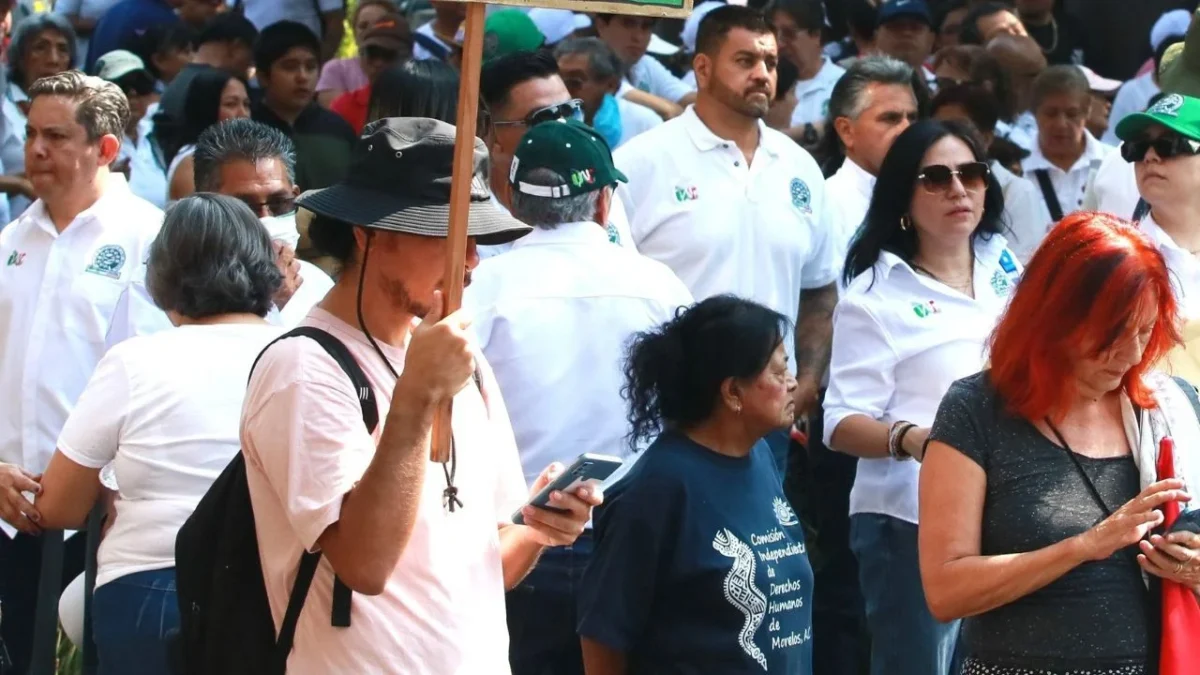 Diversos colectivos y ciudadanos participan este martes en marchas, concentraciones, citas agendadas y rodadas ciclistas en la Ciudad de México para exigir derechos, justicia social y actividades recreativas.