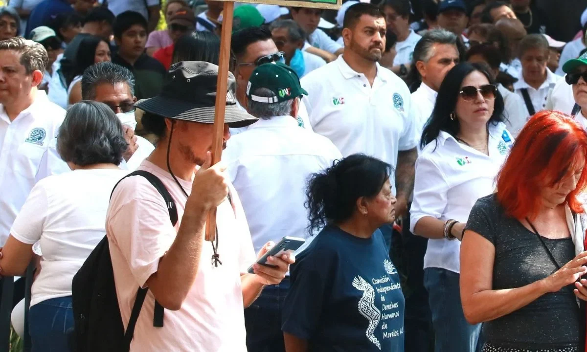 Diversos colectivos y ciudadanos participan este martes en marchas, concentraciones, citas agendadas y rodadas ciclistas en la Ciudad de México para exigir derechos, justicia social y actividades recreativas.