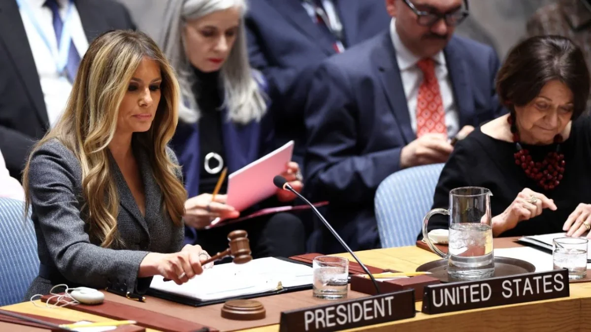 Melania Trump preside el Consejo de Seguridad de la ONU este lunes, mientras la guerra en Medio Oriente se intensificaba.