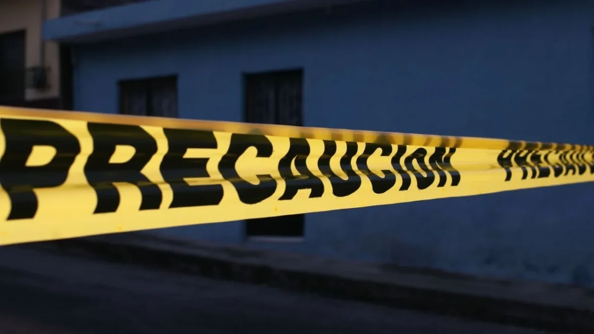 El cuerpo de un sujeto fue hallado por autoridades en el municipio de Ocoyoacac, un menor ayudó a los oficiales con su testimonio.