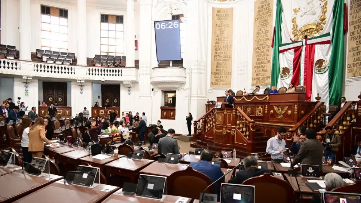 Morena CDMX exhortó analizar la permanencia de los Certificados de Uso de Suelo creados en pandemia para apoyar a pequeños negocios.