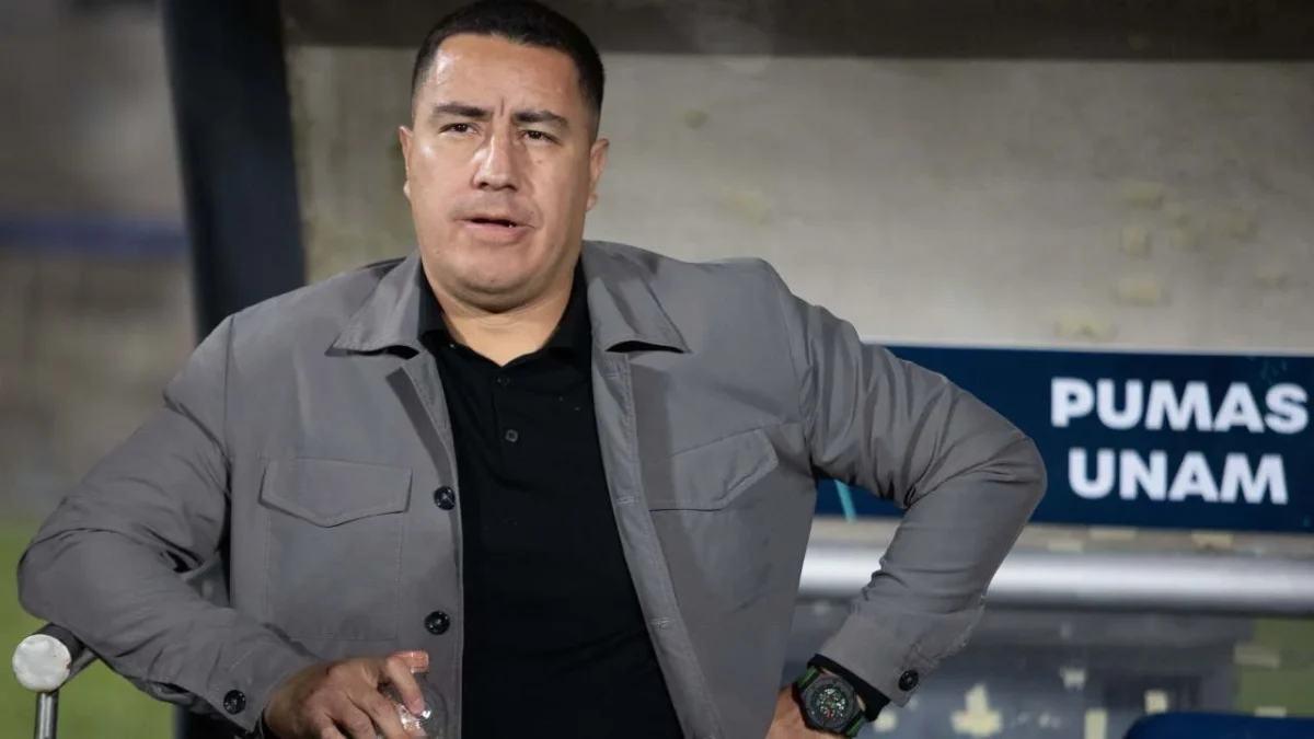 Efraín Juárez fue multado por la Comisión Disciplinaria de la FMF tras su polémico festejo en el Pumas vs Cruz Azul.