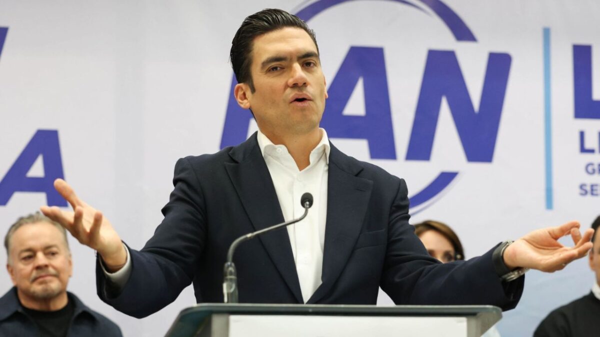 El presidente del PAN, Jorge Romero, descartó una alianza con el PRI rumbo a 2027, pero dejó abierta la opción de caminar juntos en 2030.