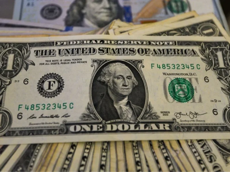La Fed afirma que no urge subir tasas en EU