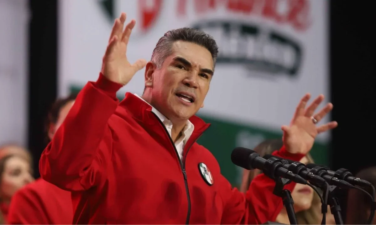 El diputado morenista Hugo Eric Flores plantea un análisis de desafuero de Alejandro Moreno, líder nacional del PRI.