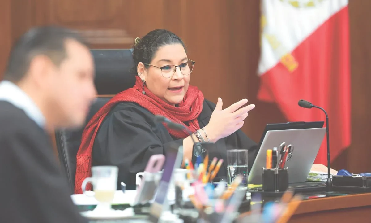 Por tercera vez, Lenia Batres va por bajar indemnizaciones