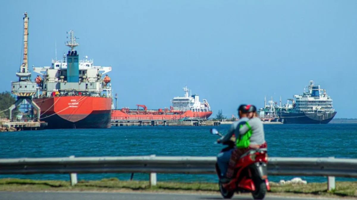 Precios del petróleo se dispararon desde las primeras operaciones de los mercados asiáticos el lunes a raíz de la agitación en Oriente Medio.