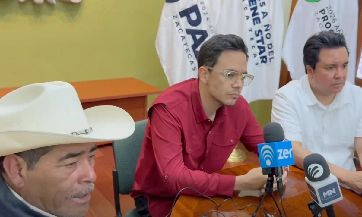 El gobierno de Zacatecas alcanzó un acuerdo con productores de frijol que protestaban en la Plaza de Armas previo al Festival Cultural.