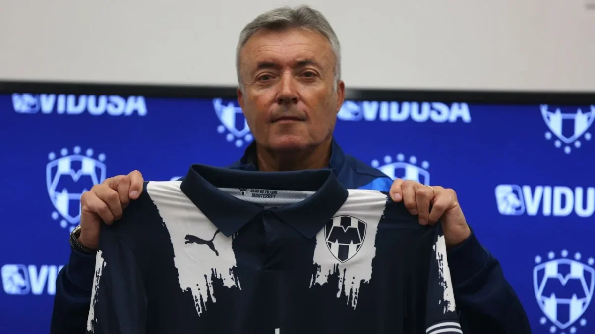 Rayados anuncia la salida de Domènec Torrent