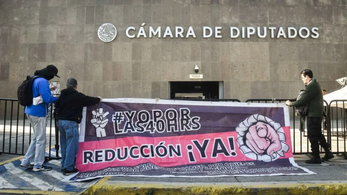 La CTM, encabezada por Tereso Medina Ramírez, destacó que la reforma por las 40 horas es una 'bandera histórica del movimiento obrero mexicano'.