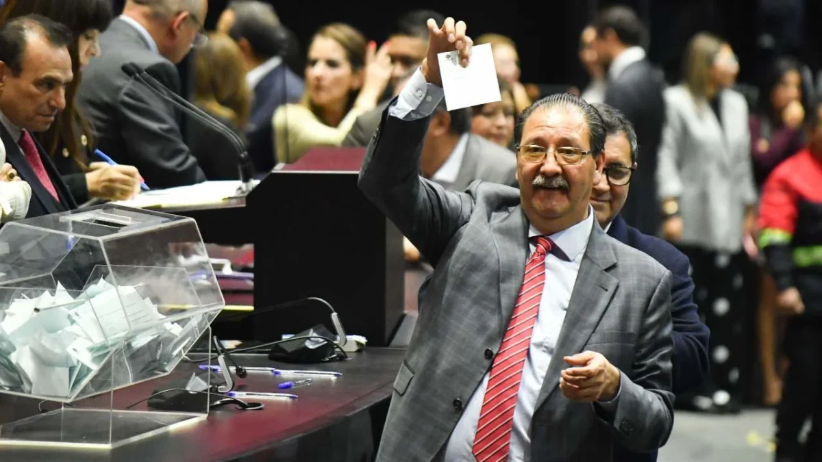 Reginaldo Sandoval señaló el ‘Plan B’ de la presidenta Claudia Sheinbaum y cuestionó el tipo de República que se quiere construir.
