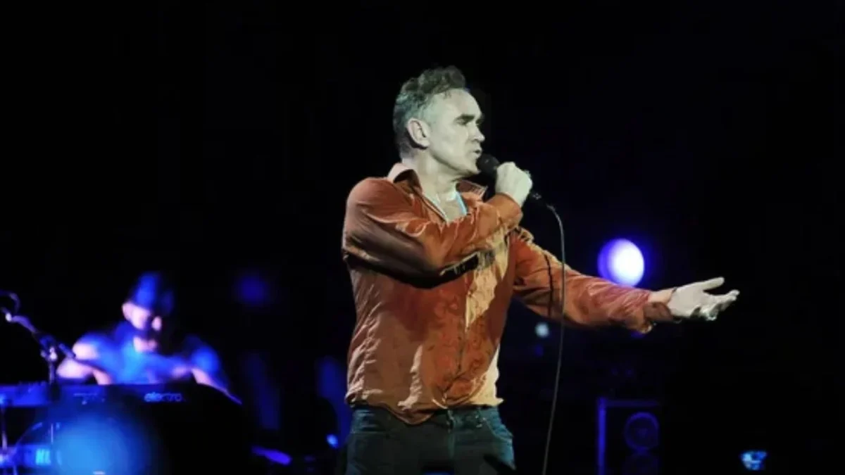 El ruido de Las Fallas obliga a Morrissey a cancelar su concierto en Valencia
