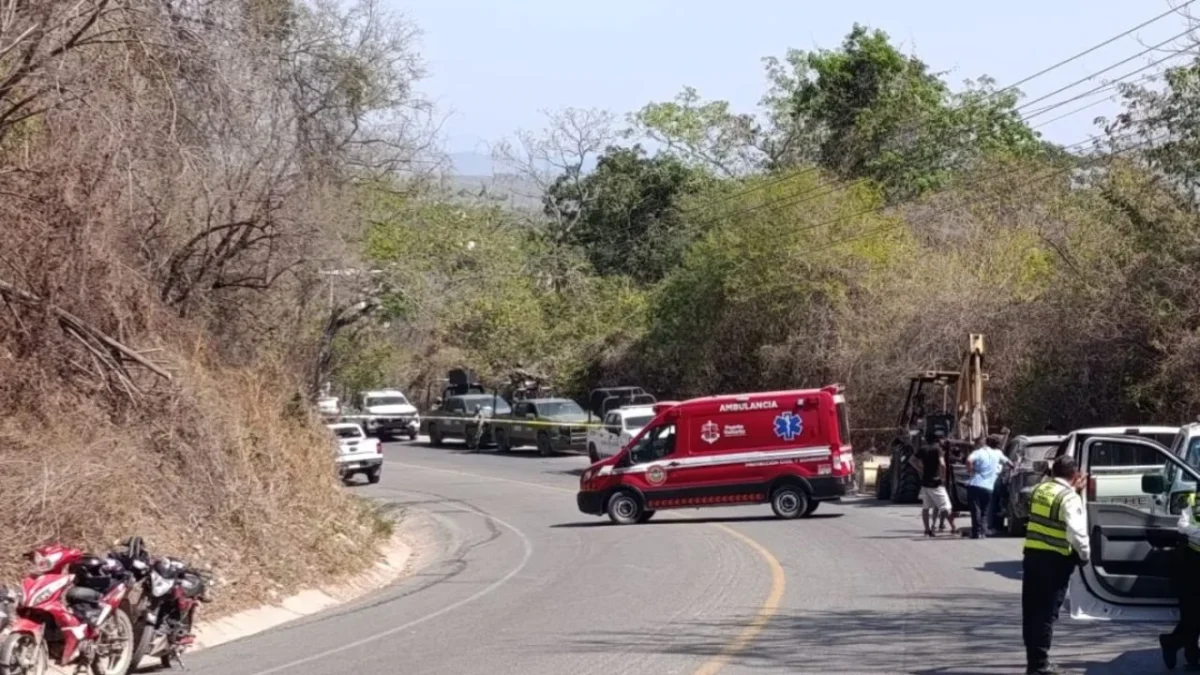 Una persona murió y otra resultó lesionada tras una explosión ocurrida en el puente La Desembocada en Puerto Vallarta, Jalisco.