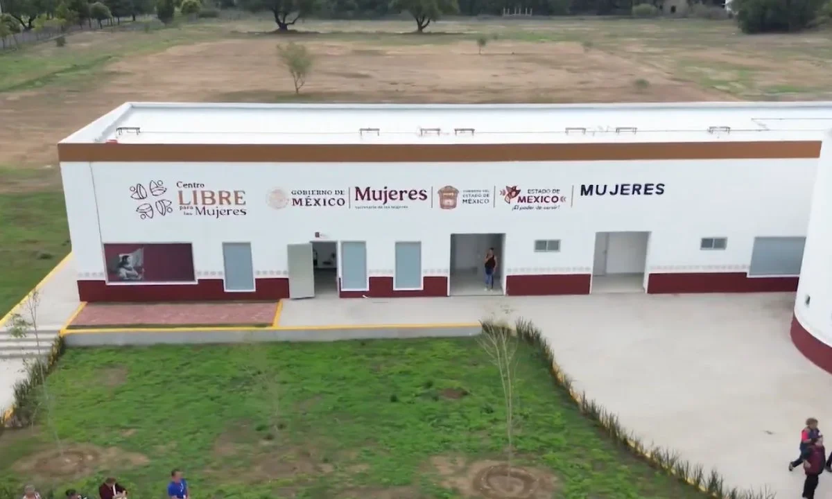 Claudia Sheinbaum destacó que en 2026 habrá más de mil Centros LIBRE para brindar apoyo y atención a mujeres en todos los municipios del país