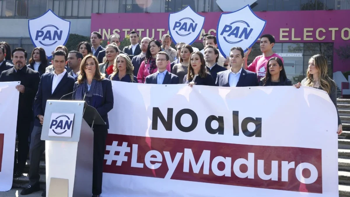La Presidenta señaló que 'esta cumpliendo' al recordar que la reforma electoral forma parte de unos de sus compromisos.