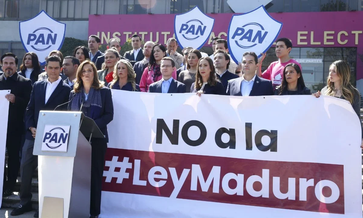 La Presidenta señaló que 'esta cumpliendo' al recordar que la reforma electoral forma parte de unos de sus compromisos.