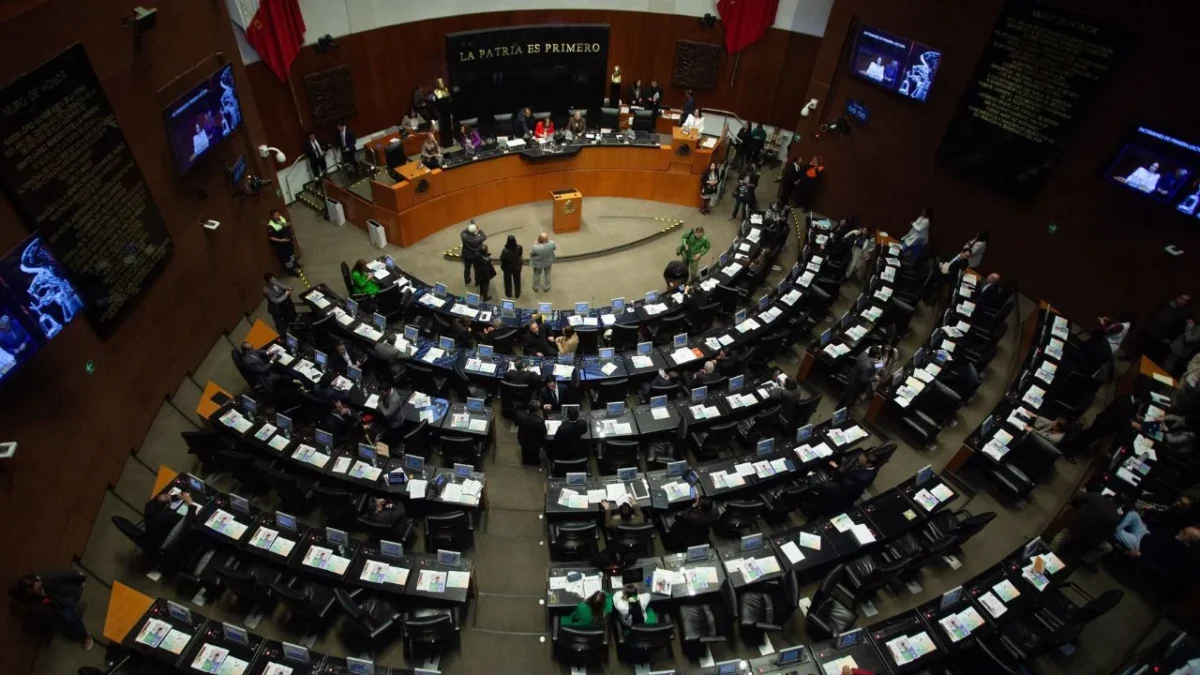 Sin cambios sustanciales, busca Morena dictaminar Plan B este martes