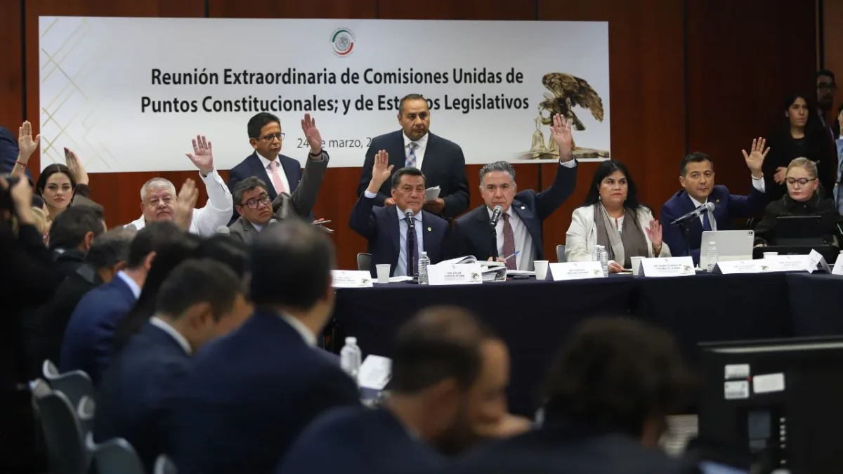 Comisiones Unidas del Senado analizan la reforma constitucional enviada por Claudia Sheinbaum, en ausencia de legisladores del PT.