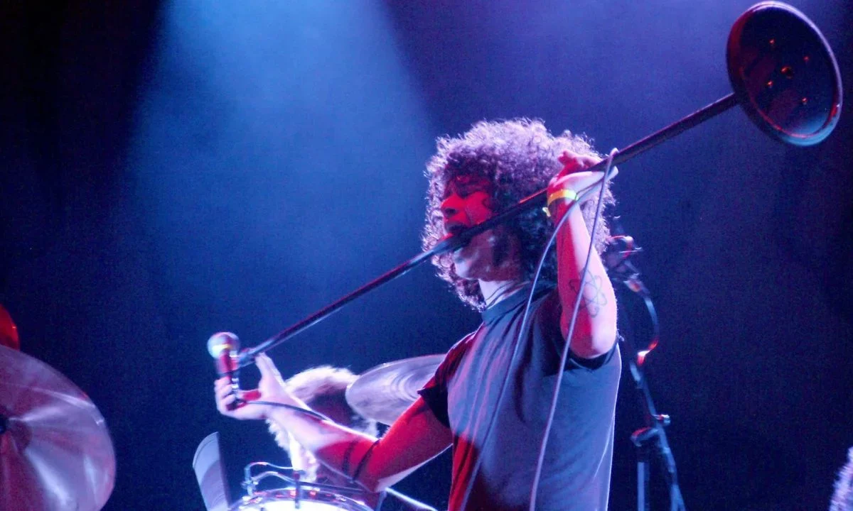 The Mars Volta, una de las bandas que encabeza el Vive Latino 2026, anunció que no participará en el evento a días del arranque.